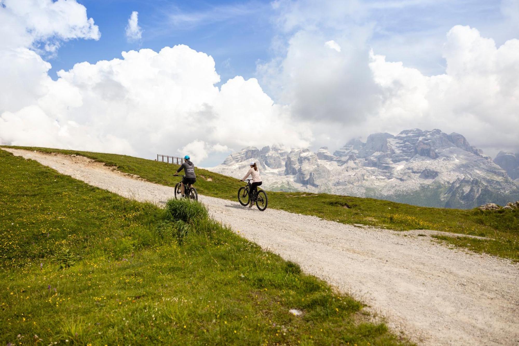 Hotel Splendid Madonna di Campiglio Luaran gambar